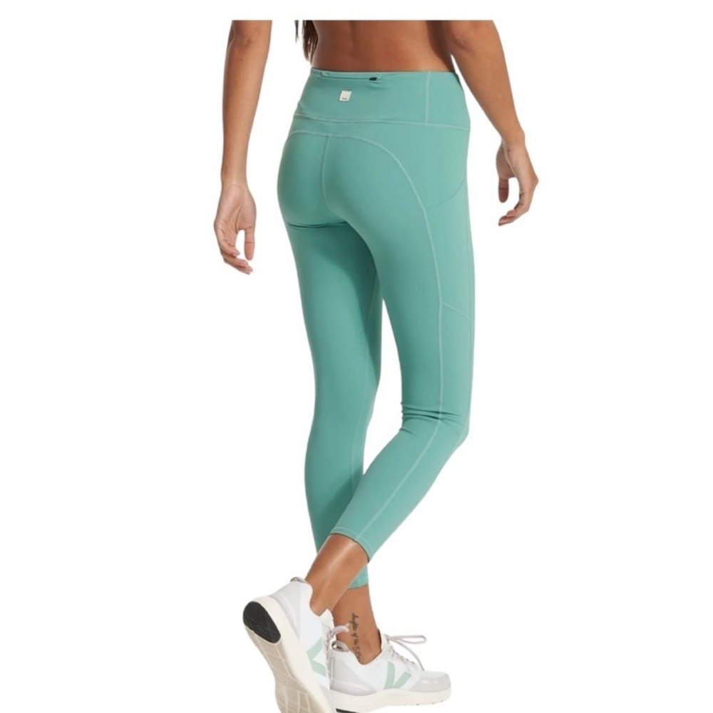 NWT Vuori Stride Legging - Basil - Size Small